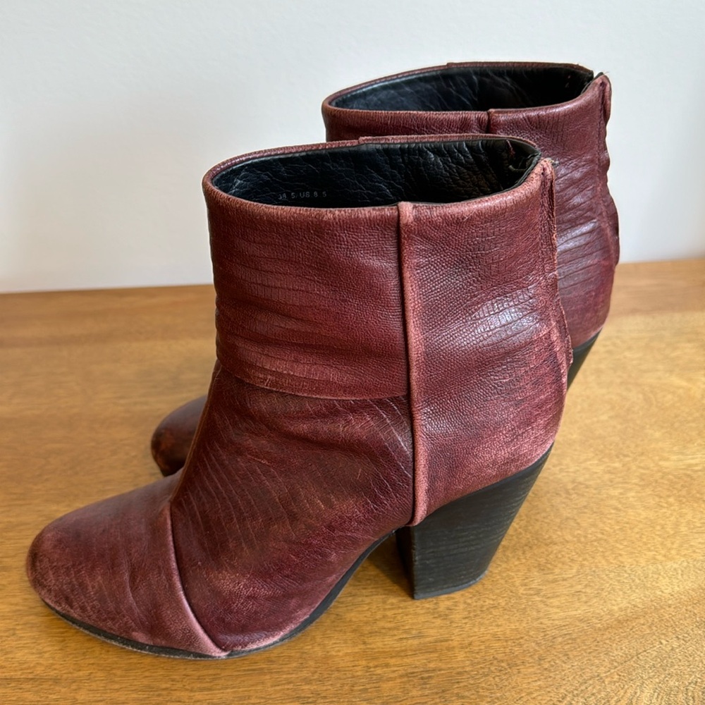 Vintage rag & bone leather Newbury Booties in burgundy red 8.5